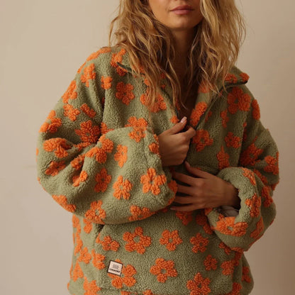 Aveline Cozy Blomst Fleece – Varm Hygge med Et Strejf af Retro