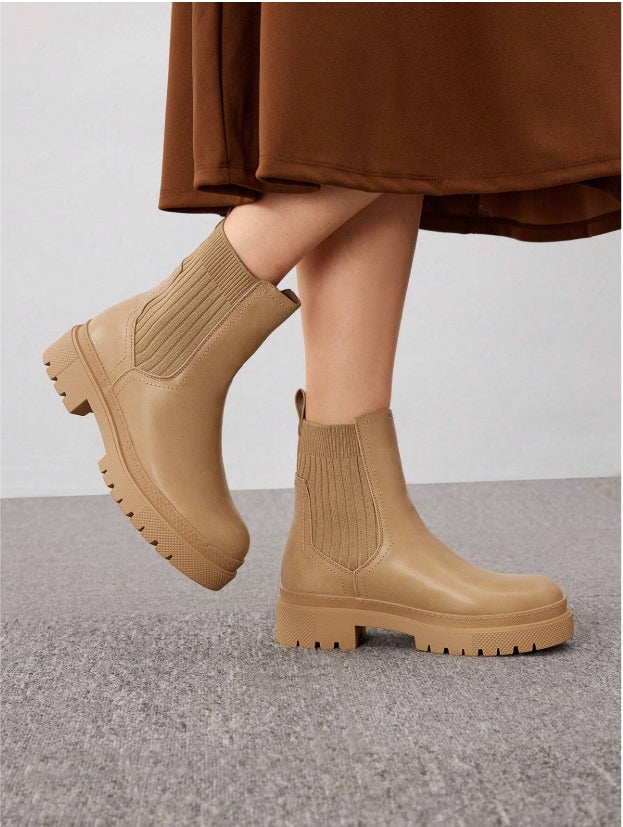 Chunky Chelsea Støvler – Stil & Komfort i Creme
